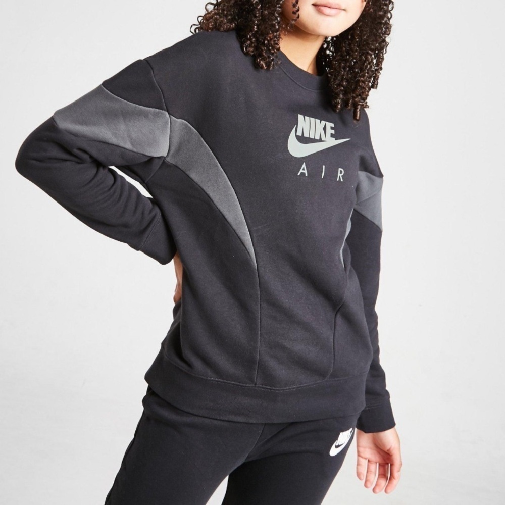 Nike Air Black Pullover Sweatshirt Size Youth/ Junior Medium